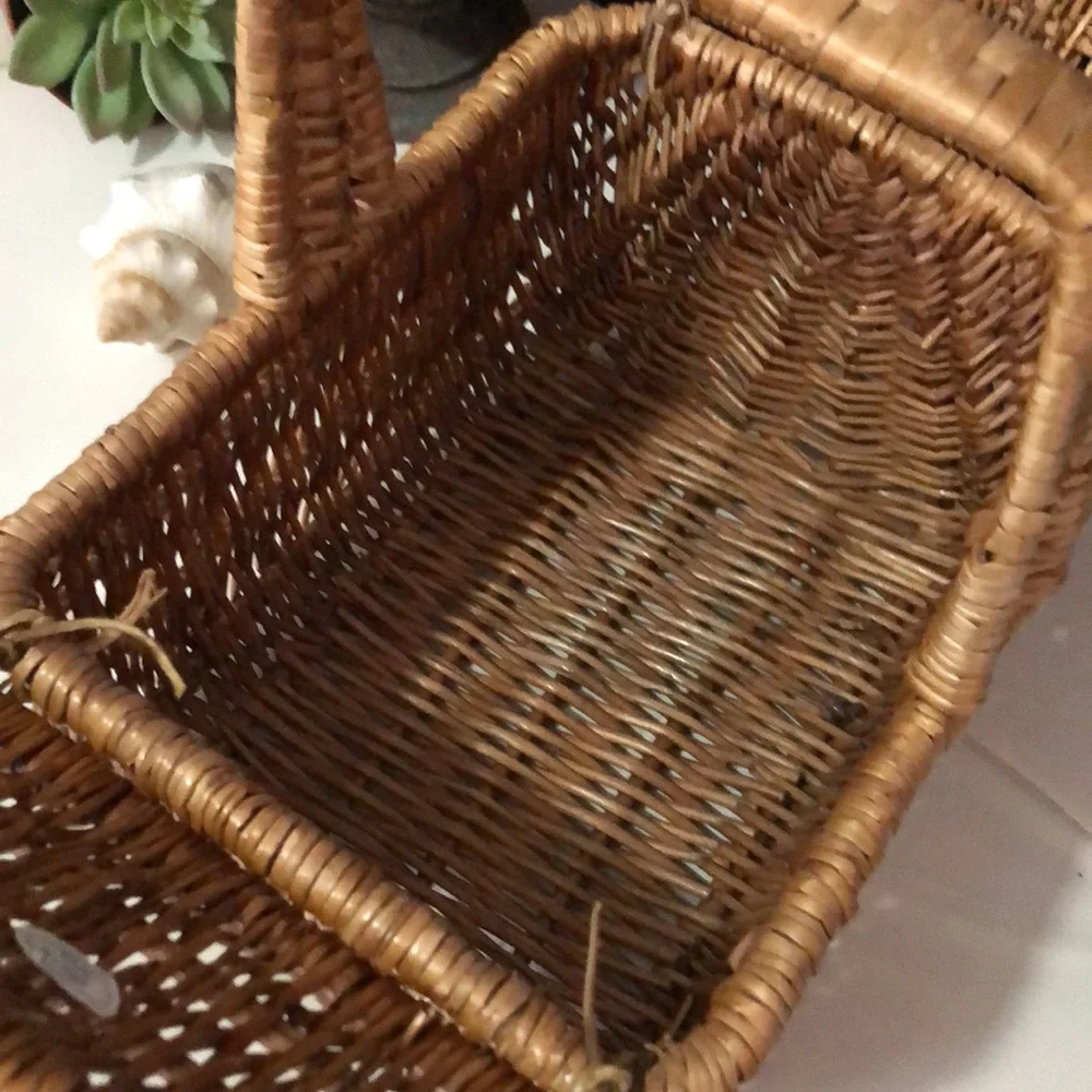 Vintage Wicker “Picnic Basket” Style Purse/Tote-9x7x5